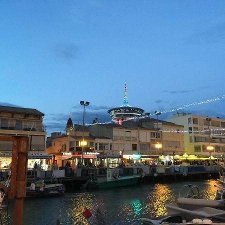 Meuble De Tourisme Classe, Climatisation, Pieds Dans L'Eau Palavas-les-Flots Kültér fotó